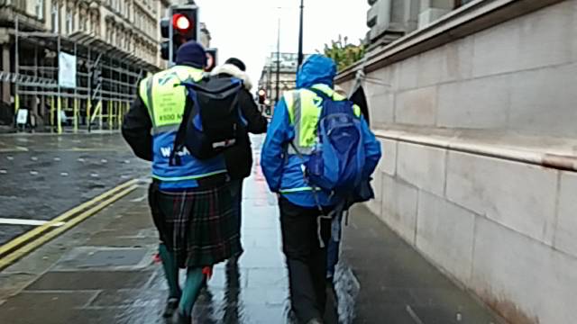 Glasgow Welcomes the #500miles Walkers 
